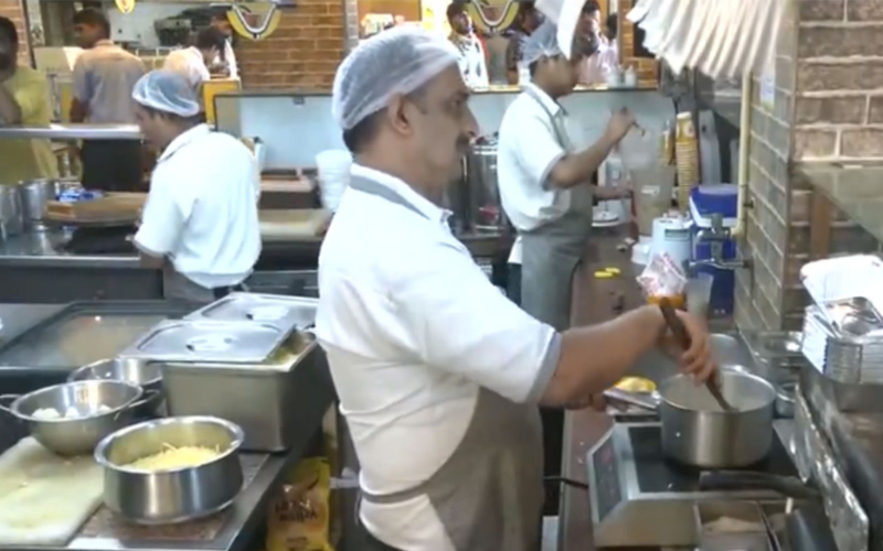 india pushes induction cooking